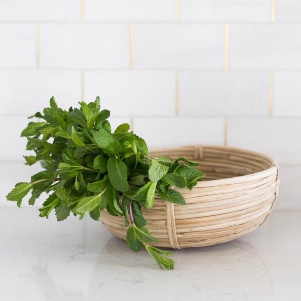 Came rattan round basket